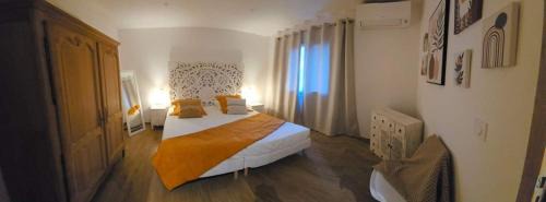 Apartment with Pool View 