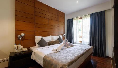 Green Wood Villa with Early check-in and late check out 2hrs (Subject to availability) 15% discount on Food & Beverage served at Mist. INR 500 credit on Spa.  Enjoy Happy Hours with 2+1 offer on Alcoholic Beverages 