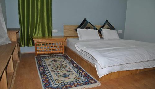 Double Room with Mountain View