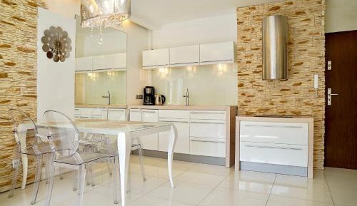 One-Bedroom Apartment with Balcony