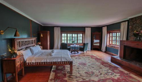 King Room with Mountain View