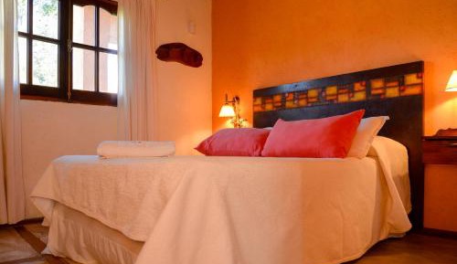 One-Bedroom Deluxe Apartment