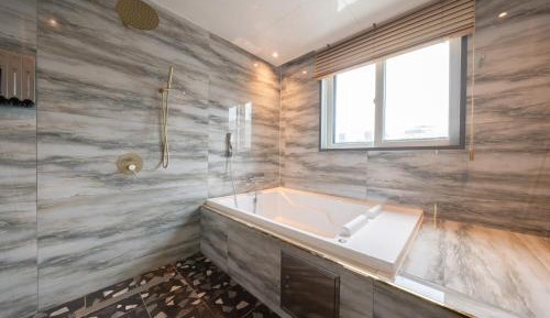 King Room with Two King Beds