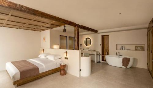 Double Room with Patio