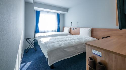 Twin Room - Non-Smoking