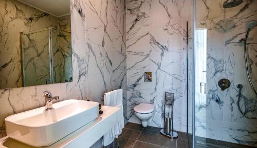 Deluxe Room Double or Twin Bed