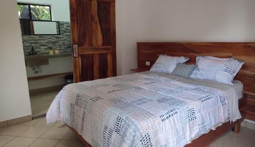 Deluxe Double Room with Shower