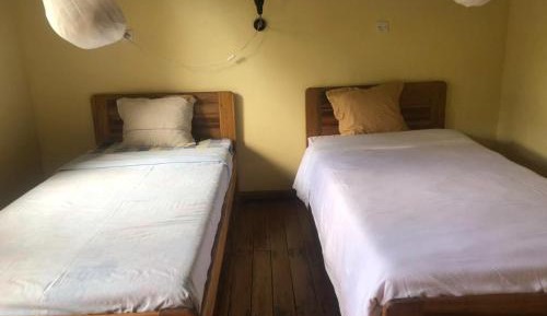 Standard Twin Room with Garden View