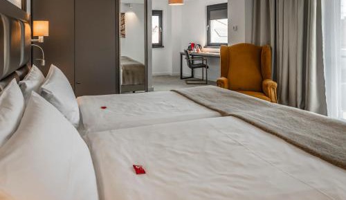 Deluxe Double Room with Balcony