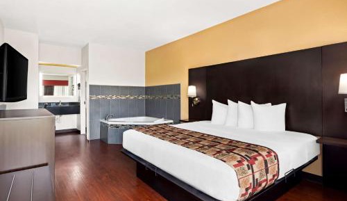 King Room with Spa Bath - Non-Smoking
