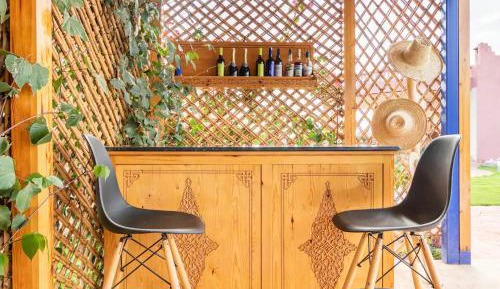 Queen Room with Pool View