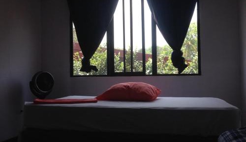 Twin Room with Private External Bathroom