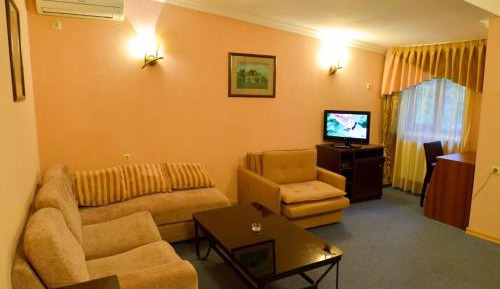 Suite with City View