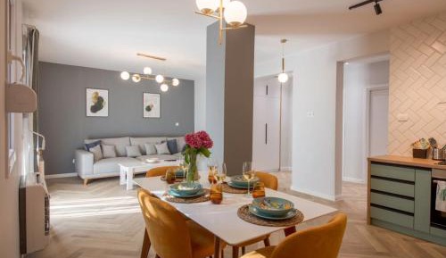 Two-Bedroom Apartment with Balcony and Terrace