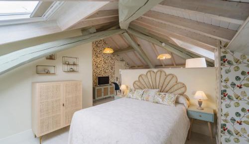 One-bedroom Loft Apartment 