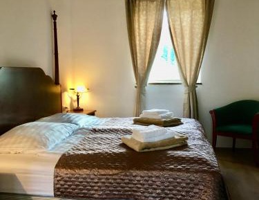 Quadruple Room with Bathroom