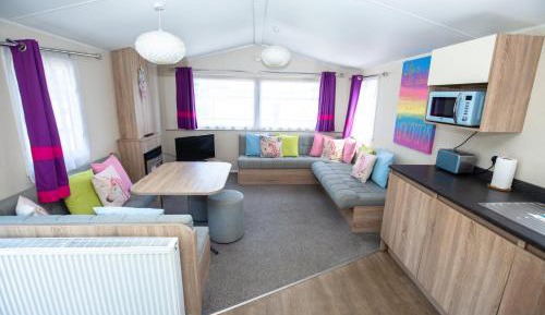 Three-Bedroom Holiday Home 