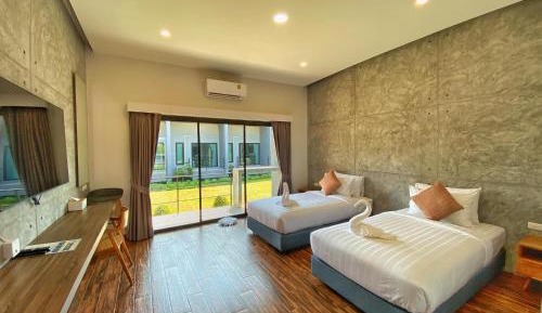 Twin Room with Private Bathroom