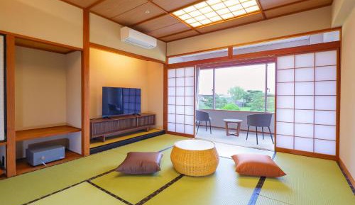 Standard Japanese-Style-Room 36 sqm - Indoor Bath - Non-Smoking
