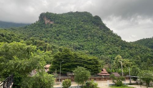 Deluxe Double Room with Mountain View