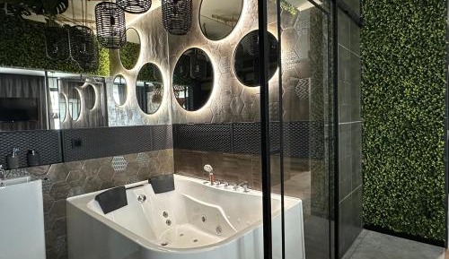 One-Bedroom Apartment with Garden View