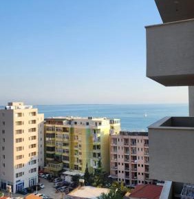 Family Two-Bedroom Apartment with View