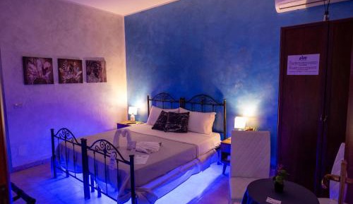 Double or Twin Room with Private Bathroom