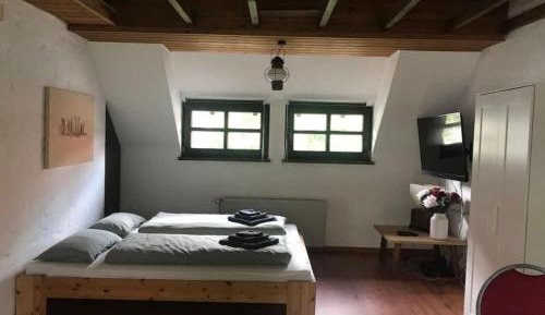 One-Bedroom Holiday Home