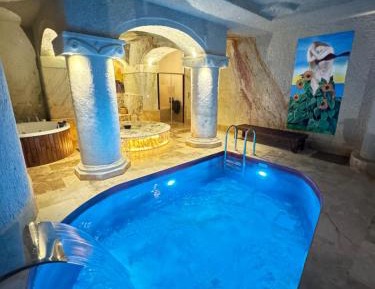 Suite with Private Pool