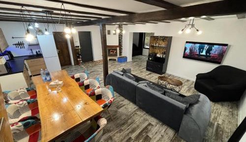 Three-Bedroom Holiday Home 