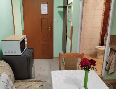 One-Bedroom Apartment with Balcony