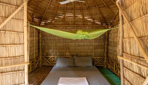 Bungalow with Garden View