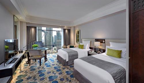 Twin Room with Twin Towers View