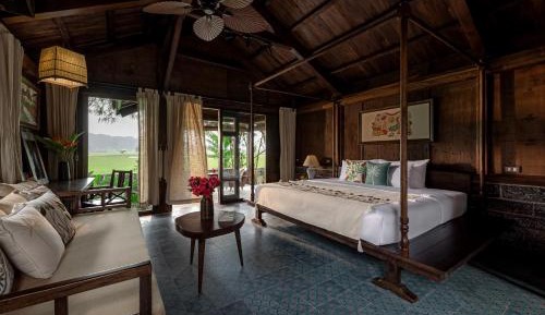 King Room with Mountain View