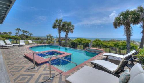 Six-Bedroom Holiday Home