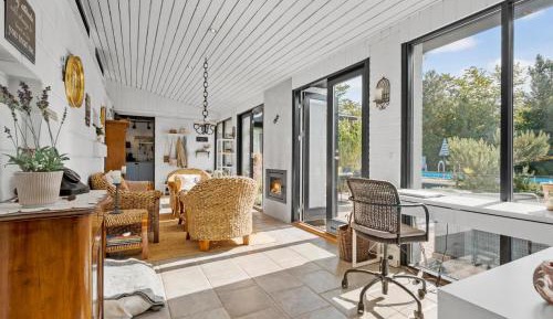 Three-Bedroom Holiday Home 