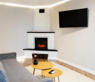 One-Bedroom Apartment with City View