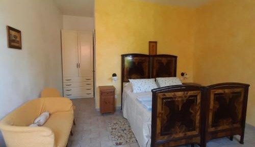 Large Double or Twin Room