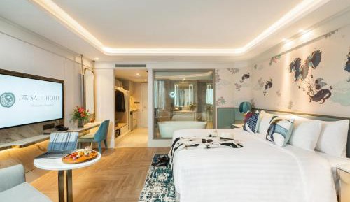 Deluxe  Room with River View