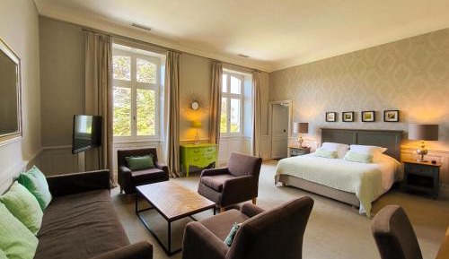 Suite with Garden View