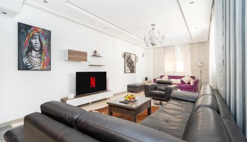 Two-Bedroom Deluxe Apartment