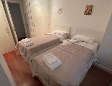 Standard Twin Room with Shared Bathroom