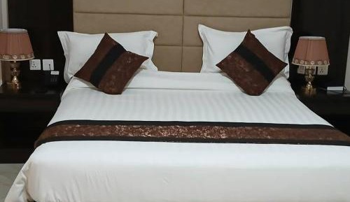 Apartment with Garden View