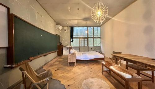 Queen Room with Garden View