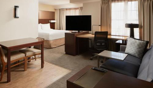 Queen Studio with Sofa Bed