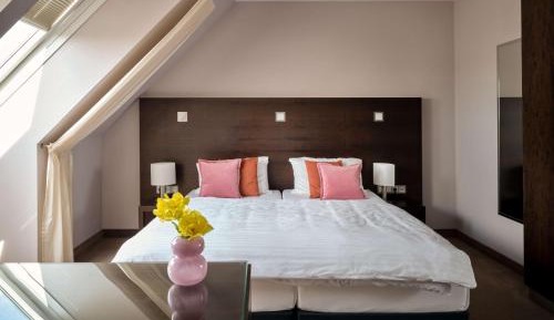 Signature Suite with Terrace