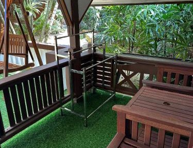 Suite with Garden View