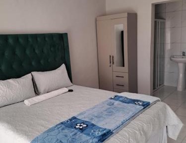 Deluxe Double Room with Shower