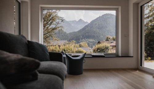 Two-Bedroom Apartment with Shower 
