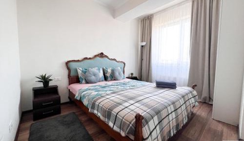 Two-Bedroom Apartment with City View